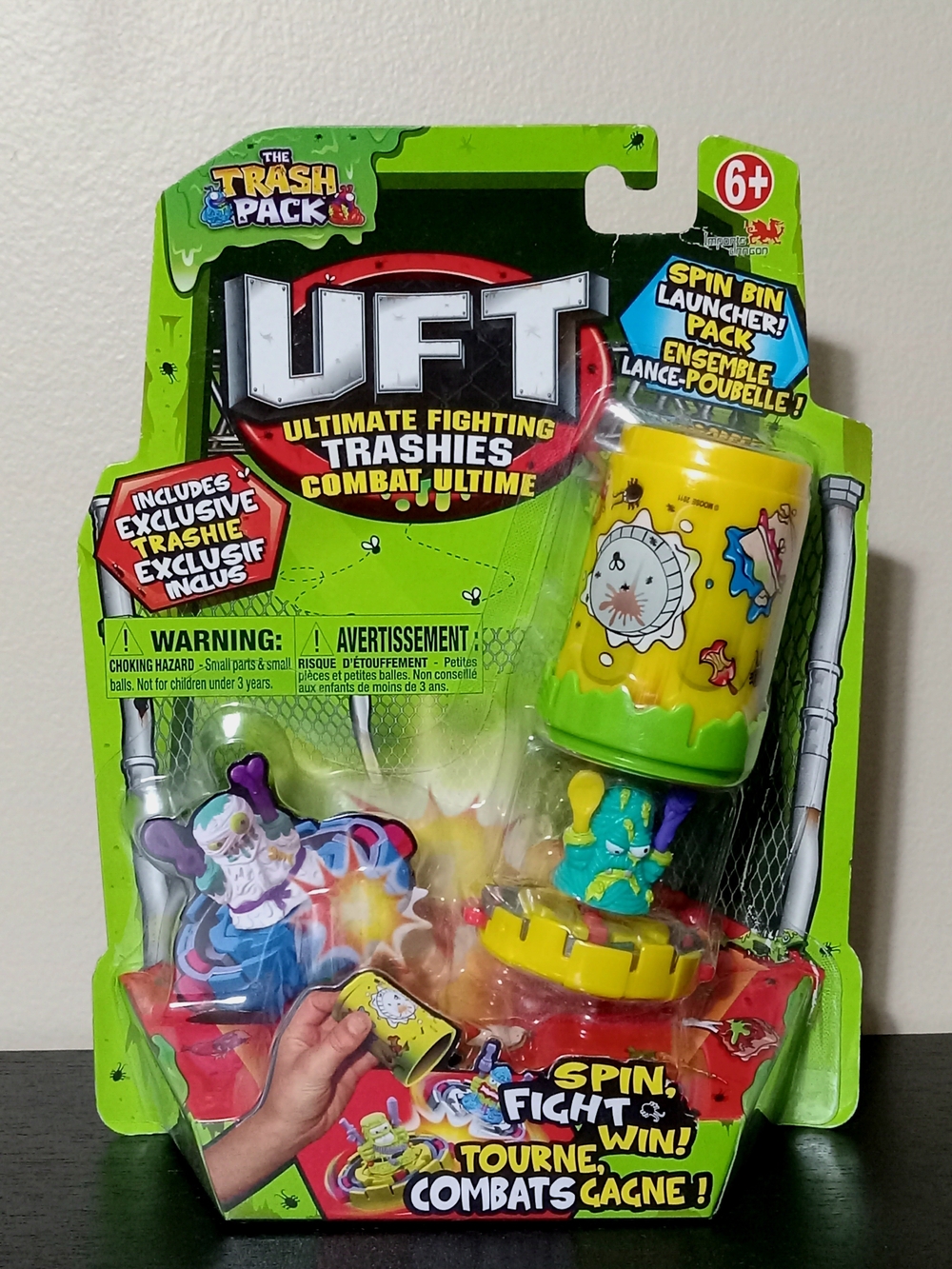 The Trash Pack 2012 UFT Spin Bin Launcher Pack Ultimate Fighting Trashies New